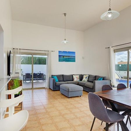 Villa Melissa Costa De Antigua Exterior photo